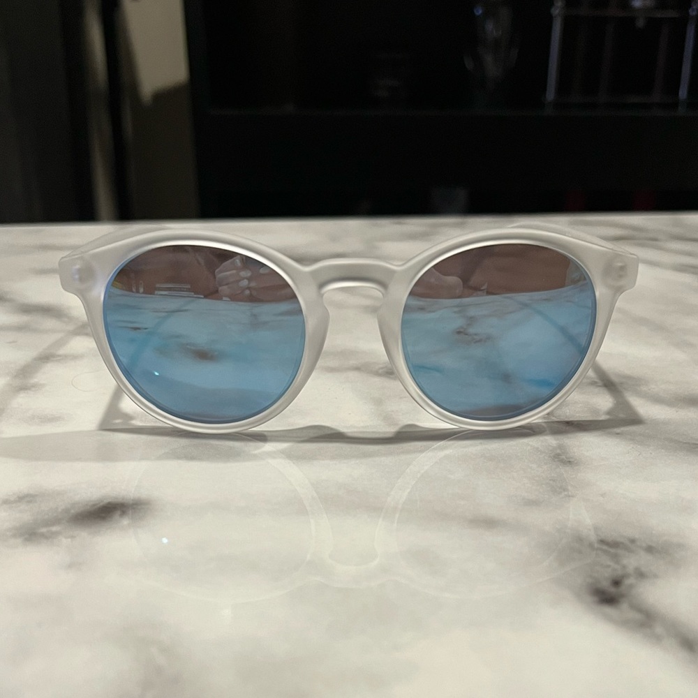 Sunski Dipsea Frosted Sky Sunglasses Womens or Unisex